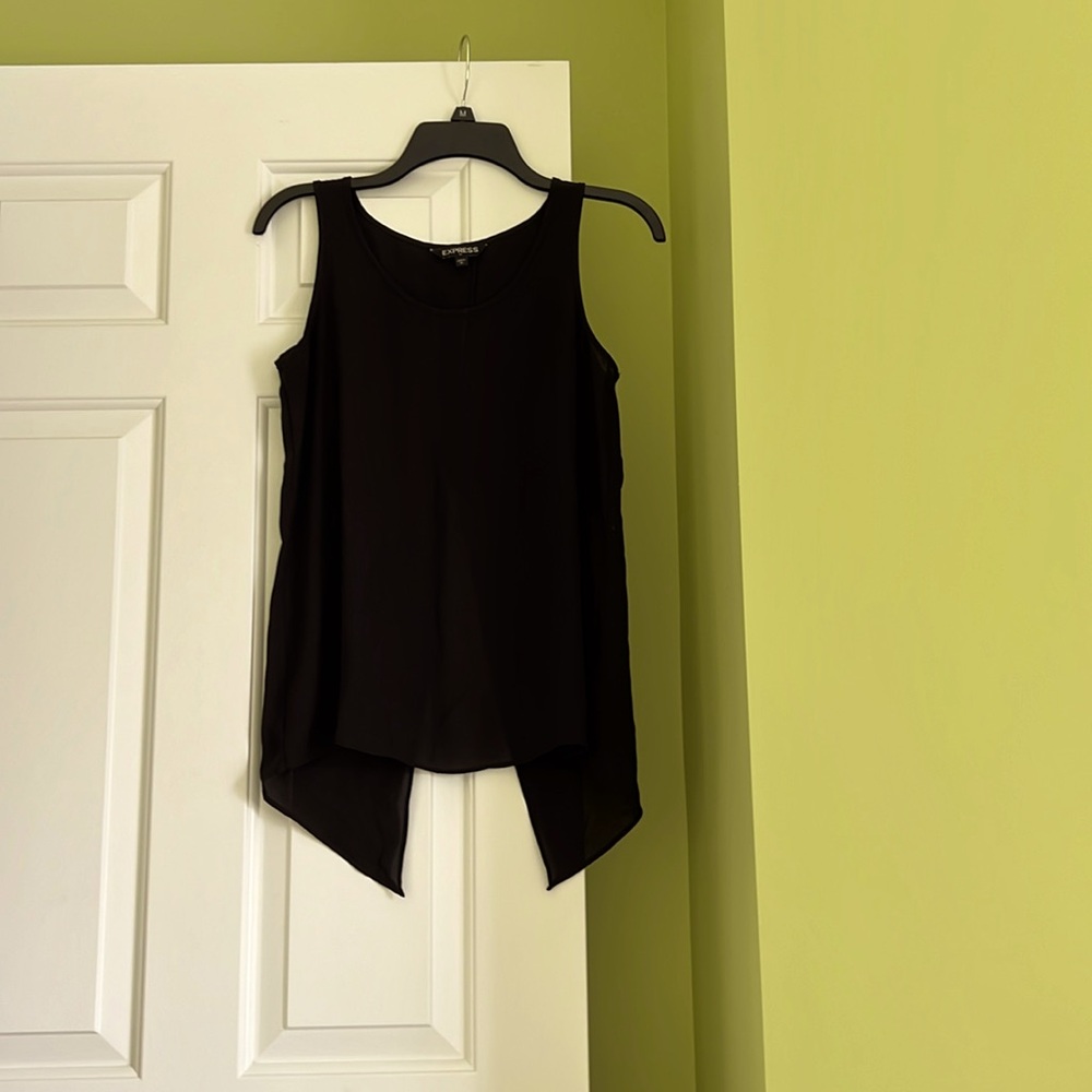 Black flowy tank top